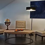 Hotel Caravel